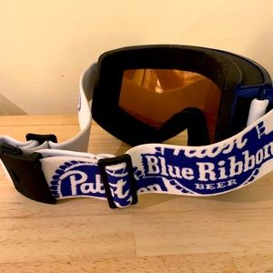NWOT Unisex Pabst Blue Ribbon Ski/Snowboard Goggle